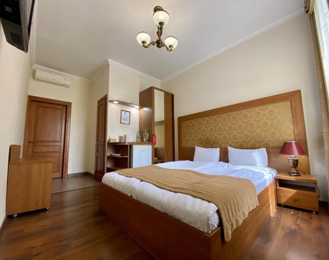 Boomerang Business Hotel 敖德萨 外观 照片