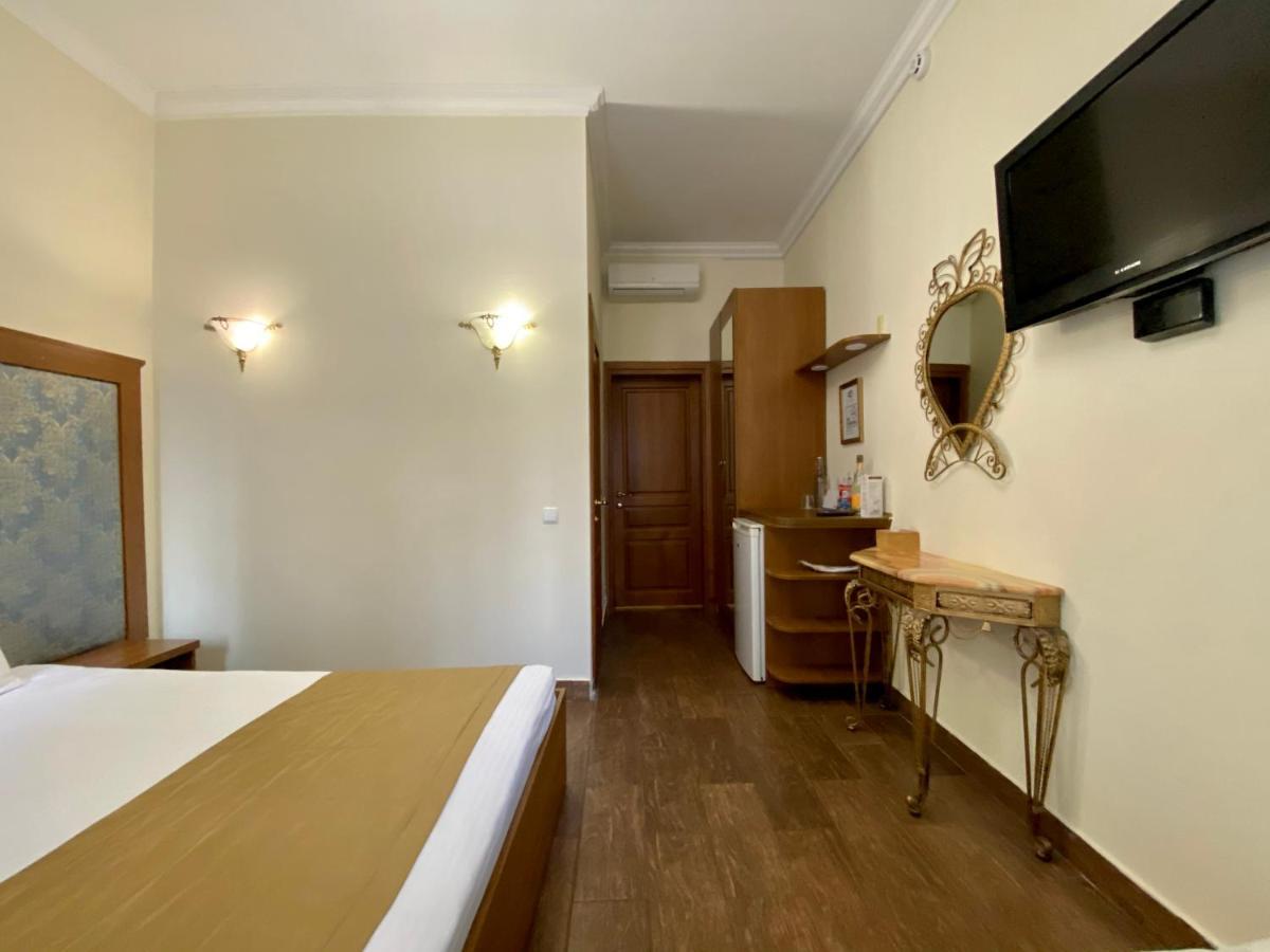 Boomerang Business Hotel 敖德萨 外观 照片