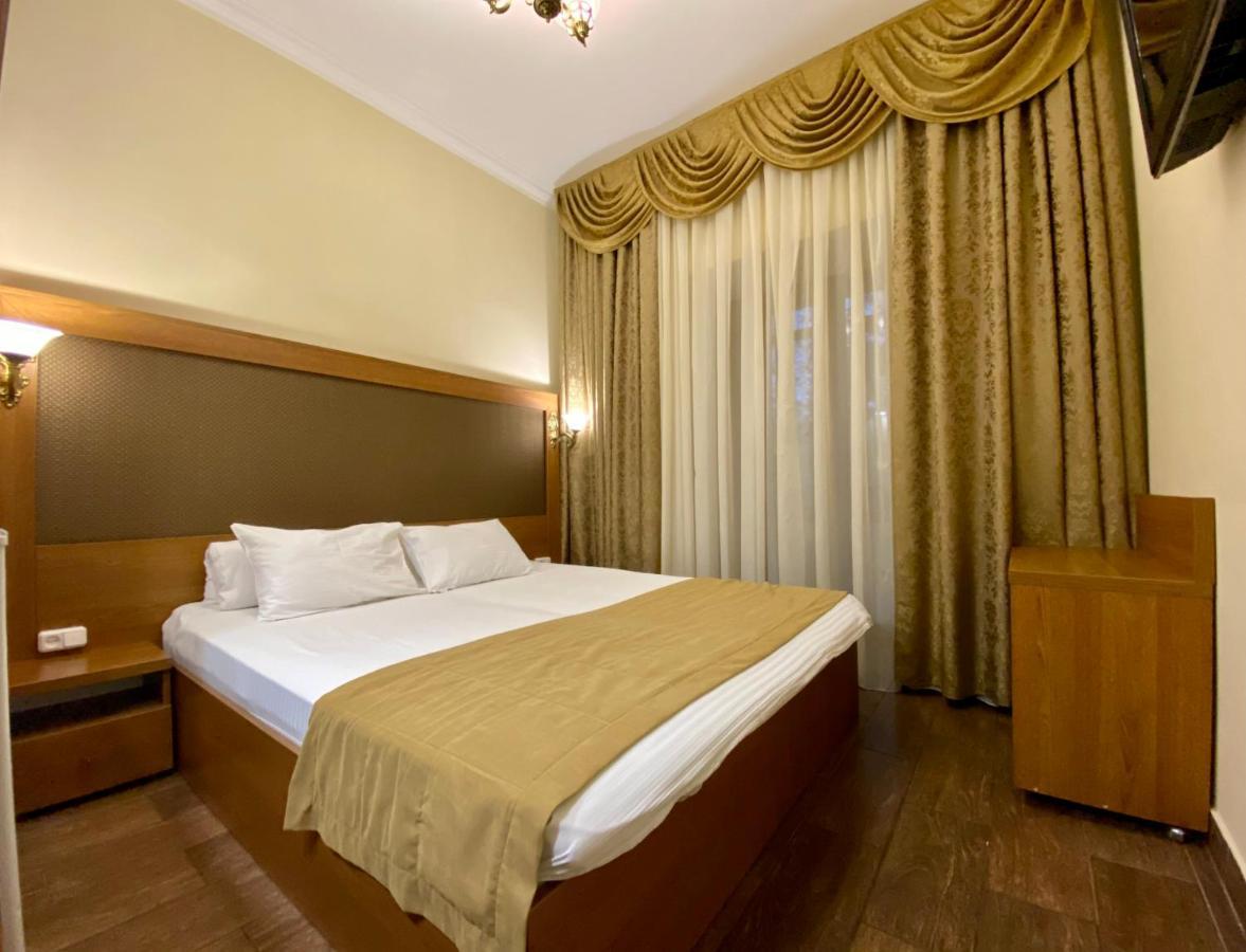 Boomerang Business Hotel 敖德萨 外观 照片